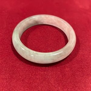 Jade bangle bracelet